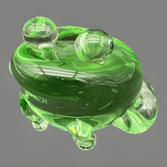 Crowning Touch Collection Other - Vintage Crowning Touch Green Glass Frog Paperweight